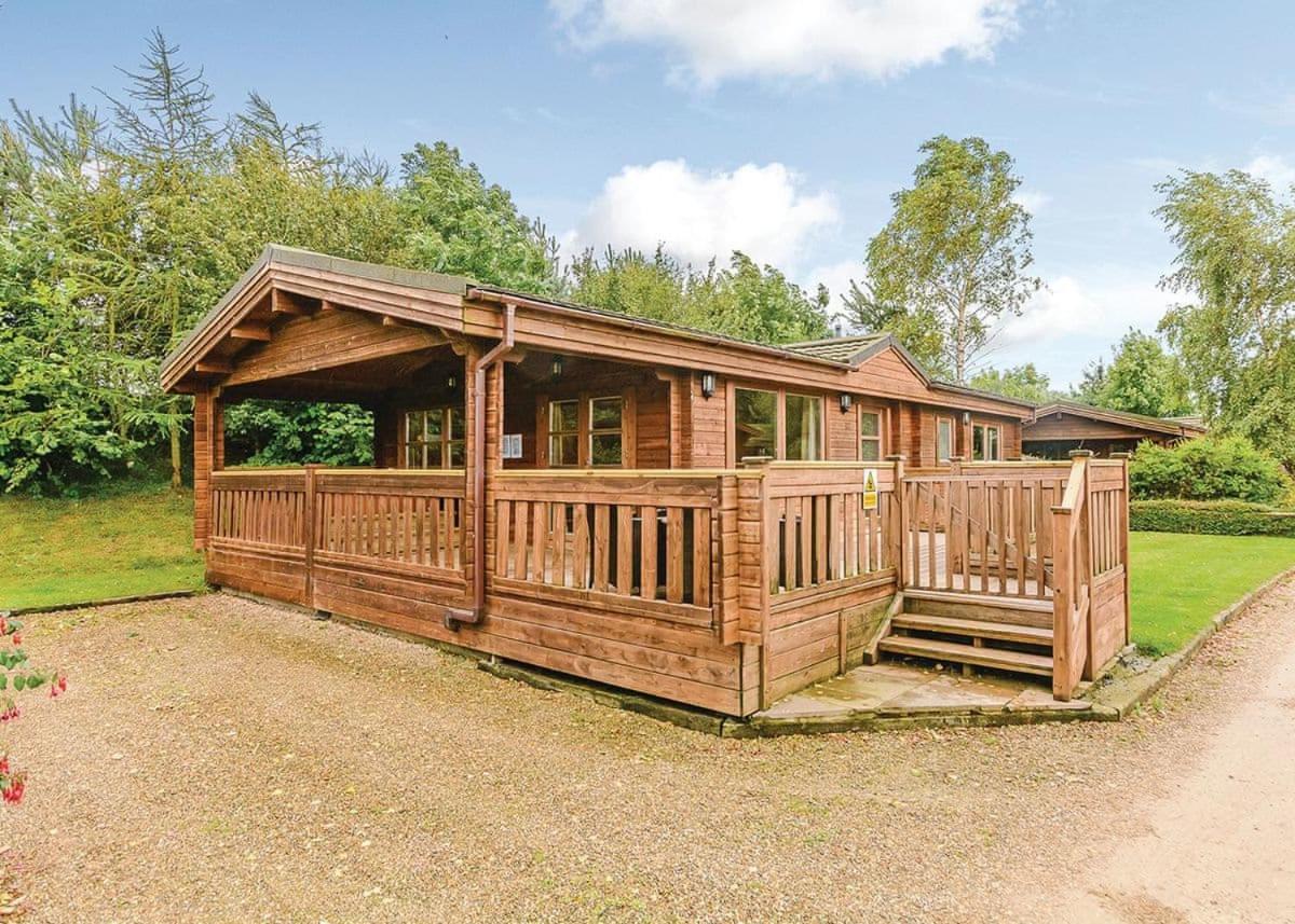 Готель Dacre Lakeside Park Brandesburton Екстер'єр фото