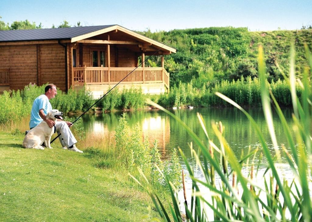 Готель Dacre Lakeside Park Brandesburton Екстер'єр фото
